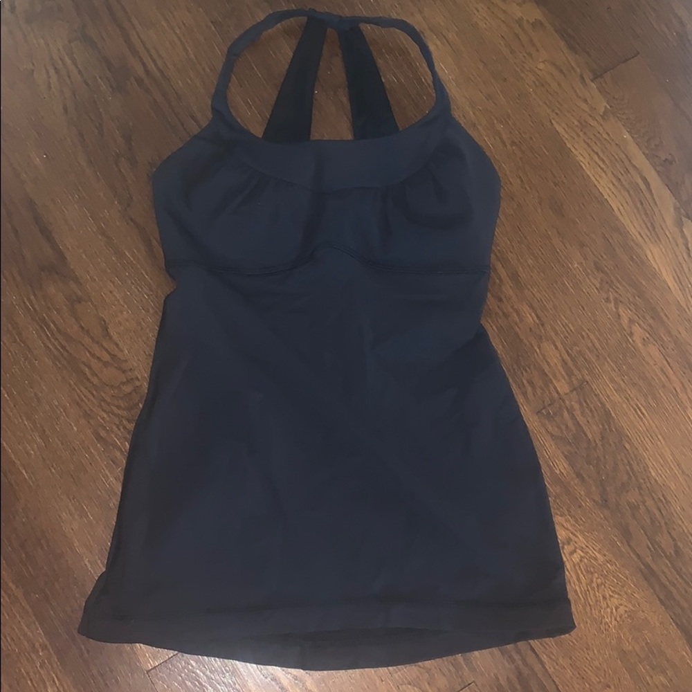Lululemon black tank with built in bra